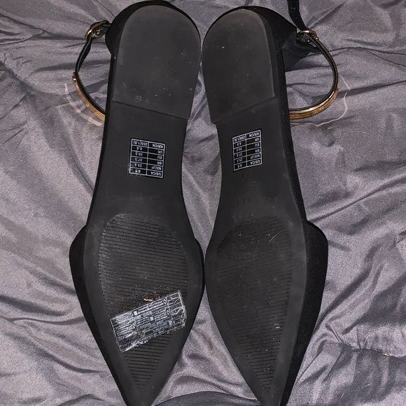 Forever 21 flat - Picture 3 of 5